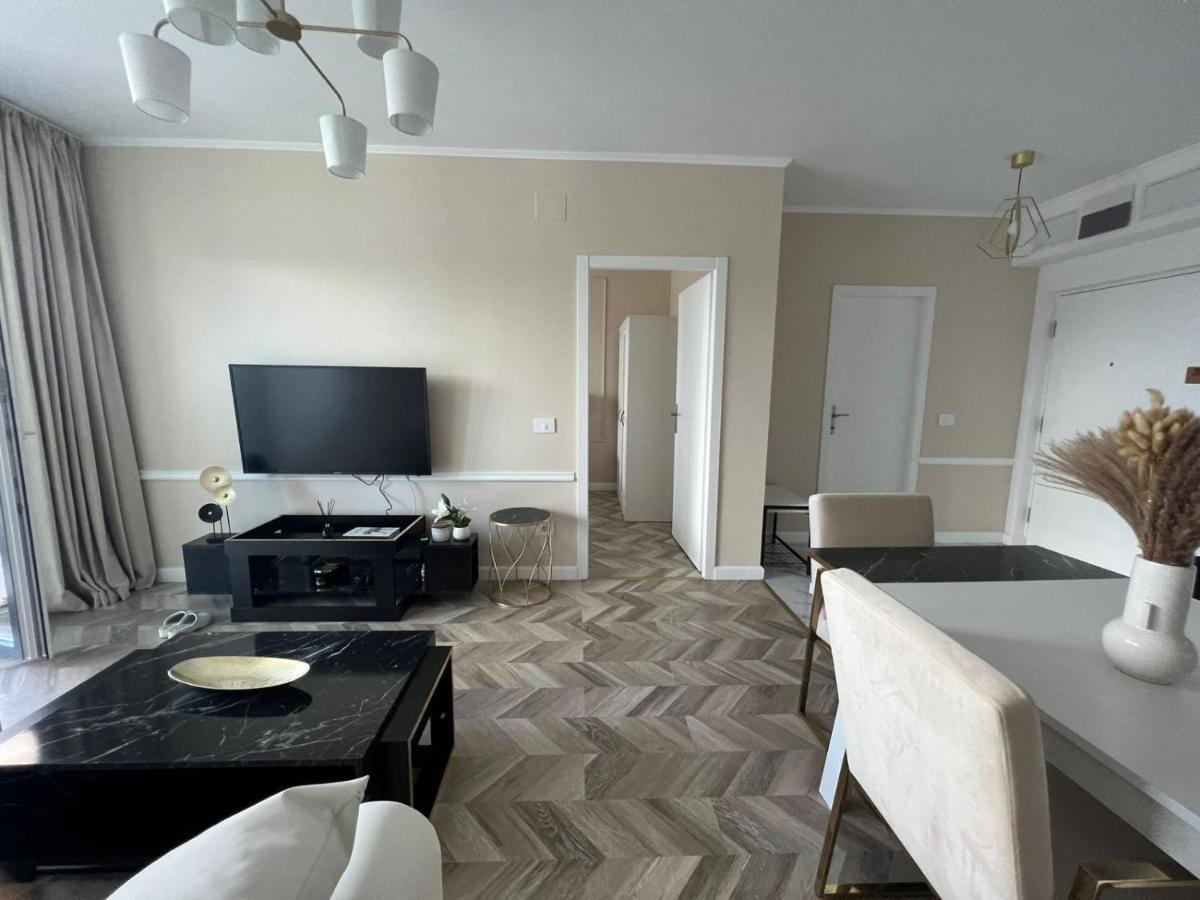 Glim Suite Oradea Ngoại thất bức ảnh